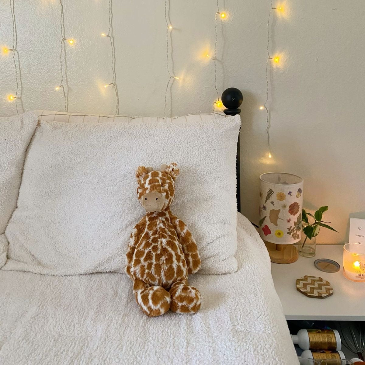 Glimzy Bashful Giraffe